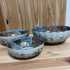 美波焼 吾山窯 染錦古郡 三ッ組 陶器ボウル3皿の画像