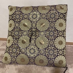 仏壇前座布団の画像