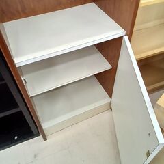 リユースのサカイ栃木店★ジモティ割あり★  本棚 ブラウン×ホワイト W60×D40.5×H175 クリーニング済み TC11380の画像