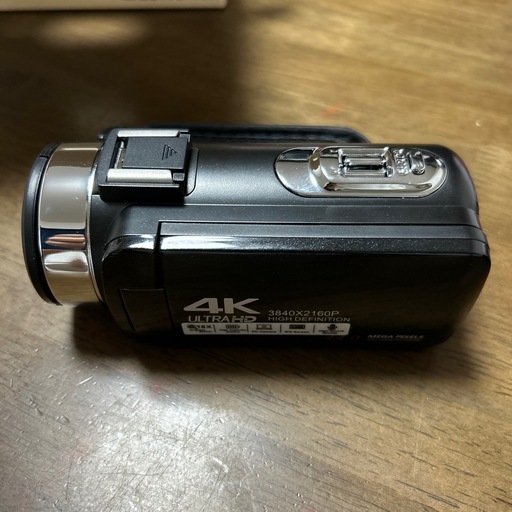 【ほぼ新品】ビデオカメラ4K4400万画素