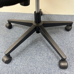 True Innovations メッシュタスクチェアー オフィスチェア 昇降　空気圧式で高さの調整可能 Y216-1752563の画像