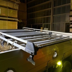 ルーフキャリアの画像