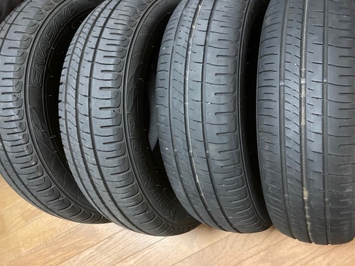 夏ﾀｲﾔ(ﾎｲｰﾙなし)155/65R13