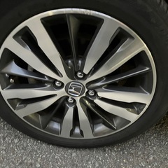 gp5 フィットハイブリッド　純正16い16インチの画像