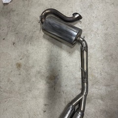 60.70ヴォクシー ガナドールマフラー
の画像