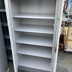 タカヤマ 物置 鍵付 W74.5×D50×H135cm 管H251030CK (ベストバイ 静岡県袋井市)の画像