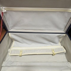 キャリーケースの画像