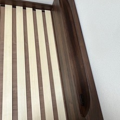 ダブルベッド フレームの画像