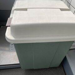 【商談中】750円⭐︎ベランダ収納コンテナBOX（大型）の画像
