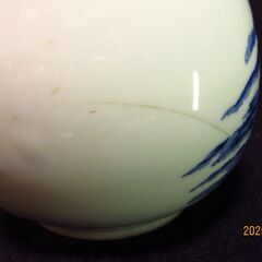 酒瓶または花瓶の画像