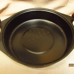 鉄鍋②蓋付きの画像