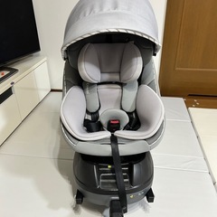 コンビ　チャイルドシート　CM-UIN ISOFIXの画像