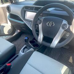 【自社ローン＆リース】で乗れます🚗＜保証人不要＞ブラックや事情アリでもOKです！ローンが組めない方の強いミカタ💕『月々格安』車検2年付き！トヨタ　アクア　D記録簿あり　HVバッテリー交換済み　冬タイヤサービス♪の画像