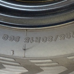 【ほぼ新品】【ジムニーシエラ•ノマド】スタッドレスタイヤの画像