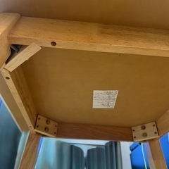 ダイニングテーブルの画像