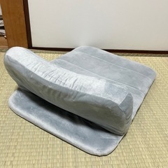 ドウシシャ どこでも背もたれ しっかりと腰を支える 進化系座布団 の画像