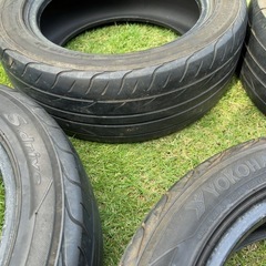 廃タイヤ4本差し上げます DIY等に！の画像