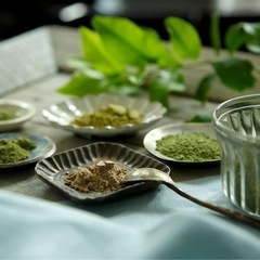 自然派美容師さん大募集‼️天然100%ヘナ専門サロンなのでアレルギー持ちの美容師さんでも心配なく働いて頂けます！店内は一切パーマ液やカラー剤の匂いもしません。の画像