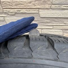 【バリ溝・2022年製】ブリヂストン ブリザック DM-V3 235/60R18 スタッドレスタイヤ・ホイール4本セットの画像