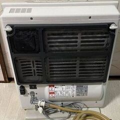 【11畳～15畳】　最高機種　都市ガスファンヒーター　プラズマクラスター　時計表示・手動回転機能付①の画像