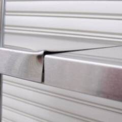 ステンレスシェルフ3段　キッチンラック　メタルラック　スチールラック　収納棚　オープン棚　キャビネット　直接引取歓迎　232ZSの画像