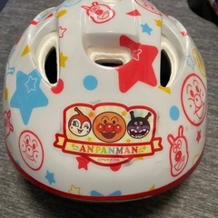 アンパンマンヘルメットの画像