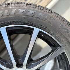【バリ溝・美品】ブリヂストン ブリザックVRX 215/55R17 ＆ 17インチホイール 4本セット (PCD100 5穴)の画像