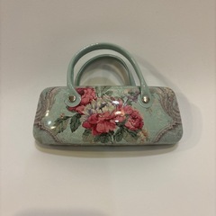 新品未使用　メガネケースの画像