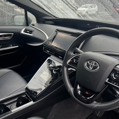 トヨタ　MIRAI ベースグレード　ＥＴＣ　クリアランスソナー　レーンアシスト　オートクルーズコントロール　衝突軽減システム　バックカメラ　ナビ　ＴＶ　アルミ　オートライト　ＬＥＤヘッドランプの画像