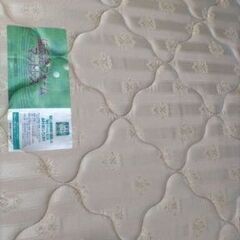 札幌市近郊の方限定！送料無料！フランスベッド 低反発フォームマットレス  セミダブルの画像