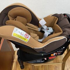 ★AILEBEBE（エールベベ）クルットNT チャイルドシートの画像