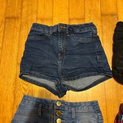 ショートパンツ　サイズＳ
の画像