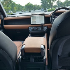 ランドローバー　ディフェンダーの画像