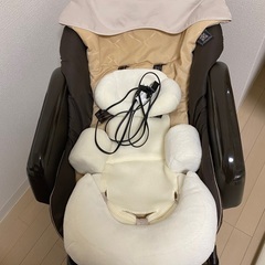 コンビ　ネムリラ AUTO SWING  電動ハイローチェアの画像