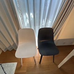 伸縮タイプのダイニングテーブル　の画像