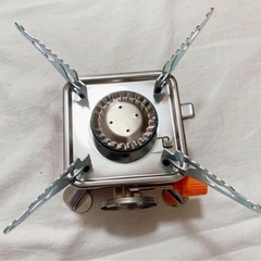 ポータブルガスコンロ アウトドア キャンプ バーベキュー コンパクトの画像