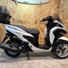 【毎回即売れです!!／お早めに!!🙆🏽🔥】在庫有◎大きなリアボックス付きのトリシティ125が入庫しました!!!!の画像