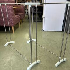 【リサイクルショップ ピカソ 小松原】🧺✨ステンレス製 コンパクト物干しスタンド✨タオルハンガーにもOK🌈★5147★の画像