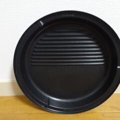 タイガーの家庭用グリルなべ。しっかり大人４人用深なべの画像