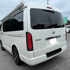トヨタ ハイエース ロングワイド スーパーGLの画像