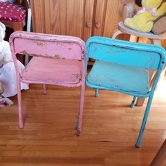 ヴィンテージ　椅子　2脚セット　ガーデニング　花台　ぬいぐるみ用の画像