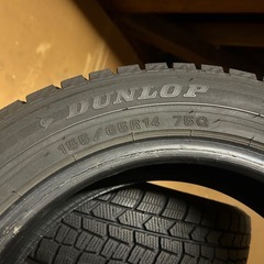 スタッドレスタイヤの画像