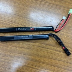 89式／AK用Lipoバッテリー1100mAh 20C 7.4Vスティックタイプ2本Setの画像