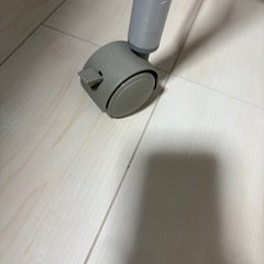 パソコンデスクの画像