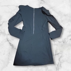 ドレス　vネックの画像