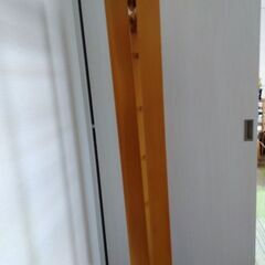 二つ折り木製ハンガー(子ども用)の画像