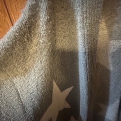 ボーイズルーム BOYSRoom グレー 星が可愛い カーディガン ゆったり 汚れありの画像
