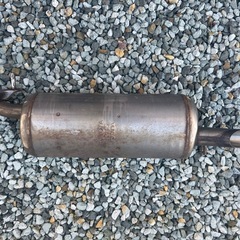 30プリウス  純正マフラーの画像