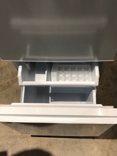AQUA ノンフロン冷凍冷蔵庫　2022年製　126L AQR-13E8