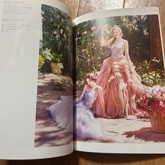 ウェディングドレス冊子の画像